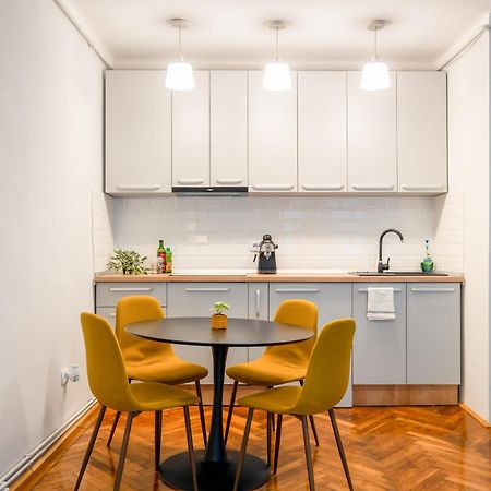 Cosy Center Apartment Brasov Exterior photo